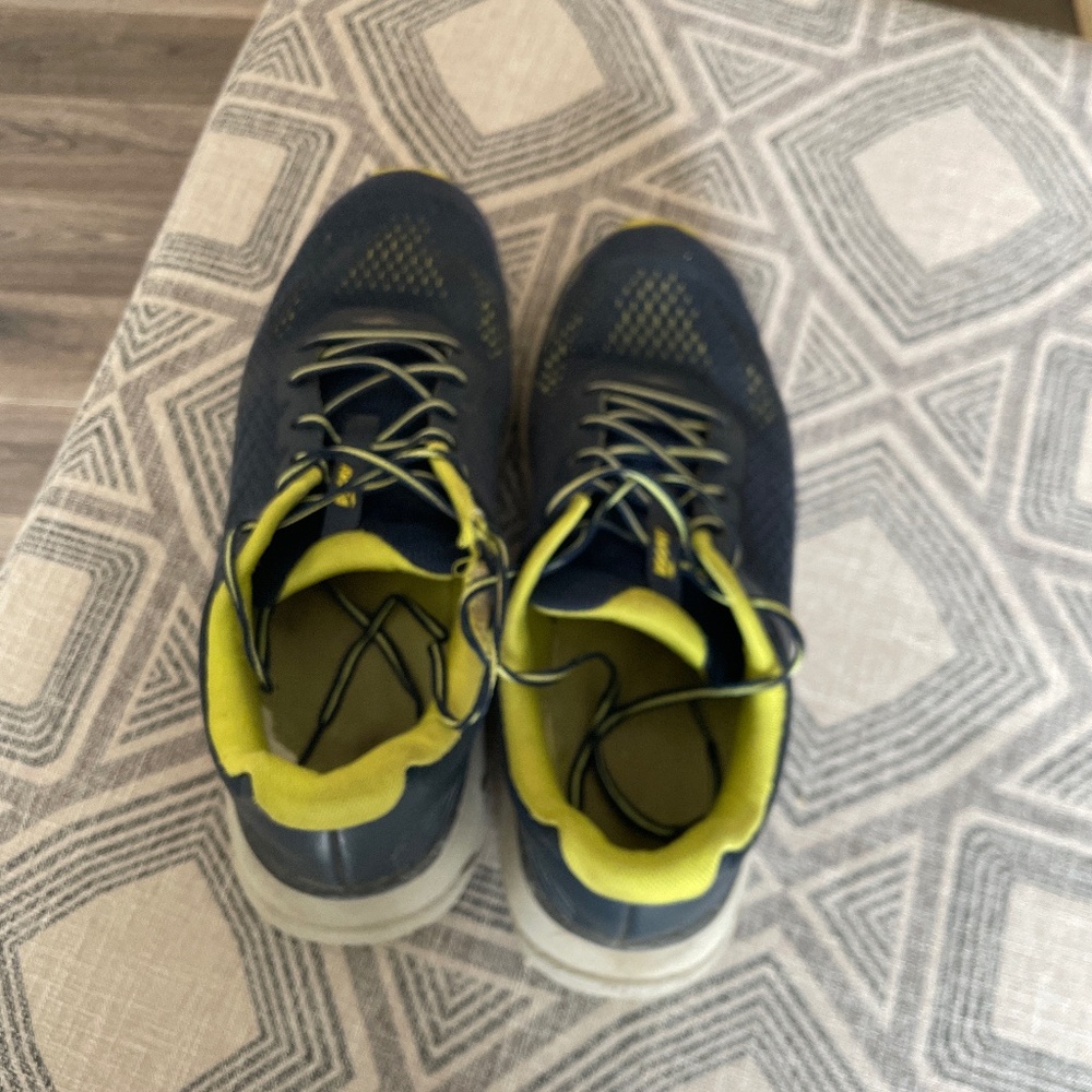 Aviva shoes